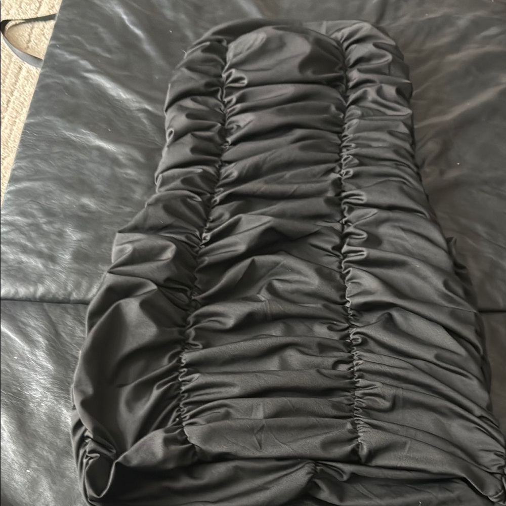 Elegant Black Ruched Dress